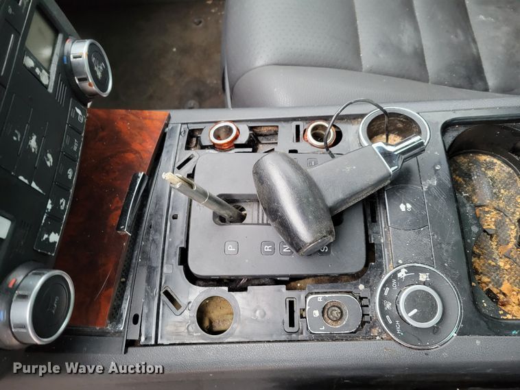 image for item MC9583 2004 Volkswagen Touareg  SUV