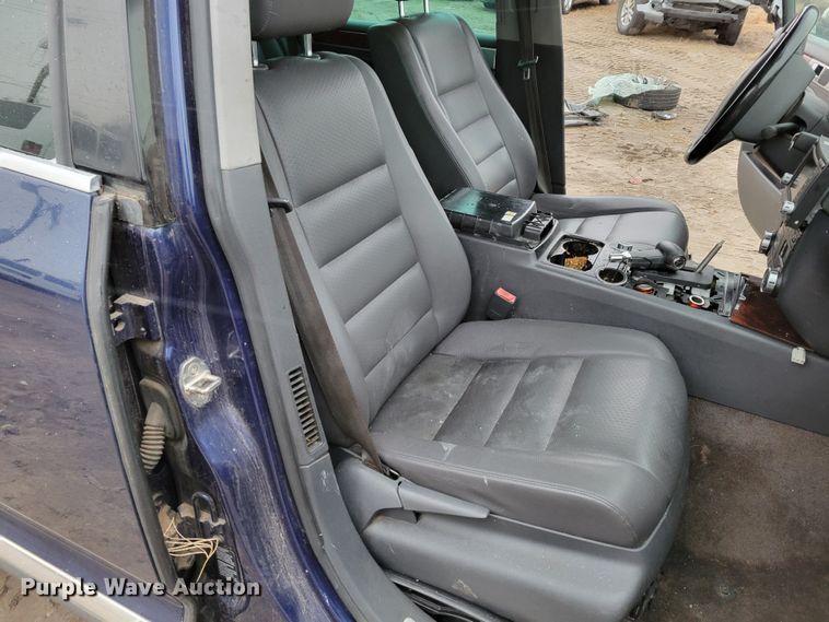 image for item MC9583 2004 Volkswagen Touareg  SUV