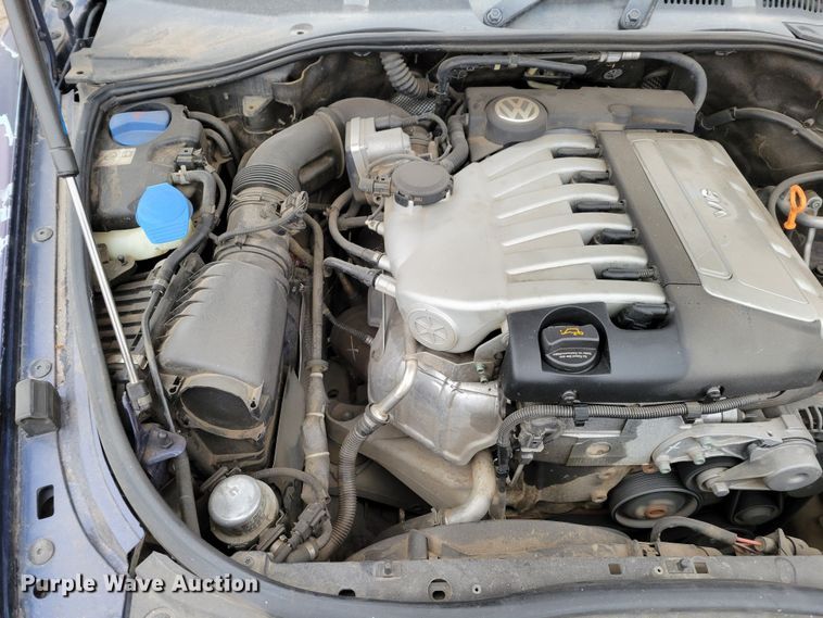 image for item MC9583 2004 Volkswagen Touareg  SUV