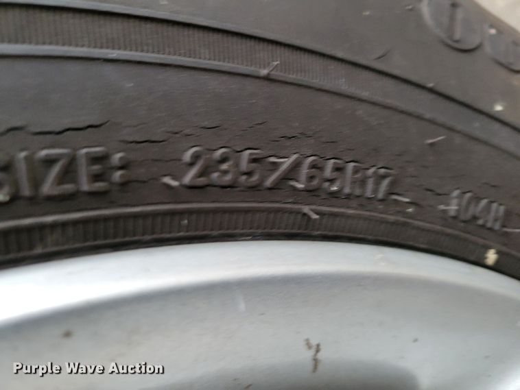 image for item MC9583 2004 Volkswagen Touareg  SUV