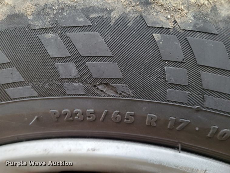 image for item MC9583 2004 Volkswagen Touareg  SUV