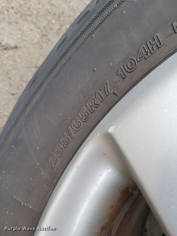 image for item MC9583 2004 Volkswagen Touareg  SUV