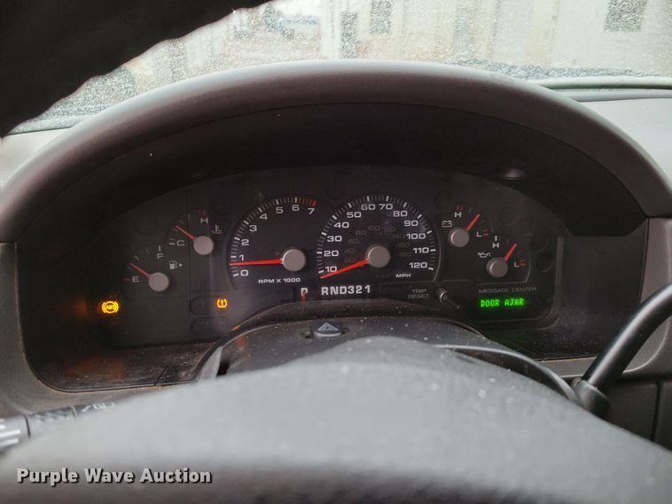 image for item MC9584 2004 Ford Explorer XLT  SUV