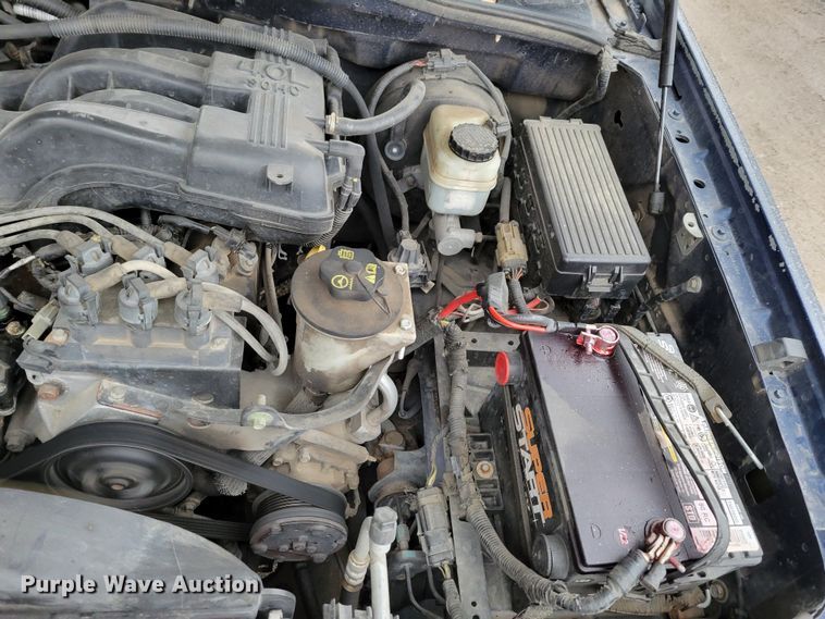 image for item MC9584 2004 Ford Explorer XLT  SUV