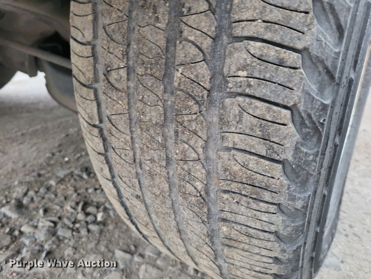 image for item MC9584 2004 Ford Explorer XLT  SUV