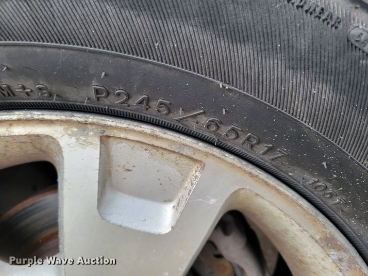 image for item MC9584 2004 Ford Explorer XLT  SUV