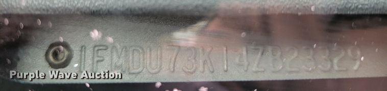 image for item MC9584 2004 Ford Explorer XLT  SUV