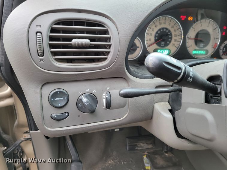 image for item MC9587 2001 Chrysler Town & Country LXi  van