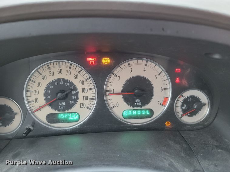 image for item MC9587 2001 Chrysler Town & Country LXi  van