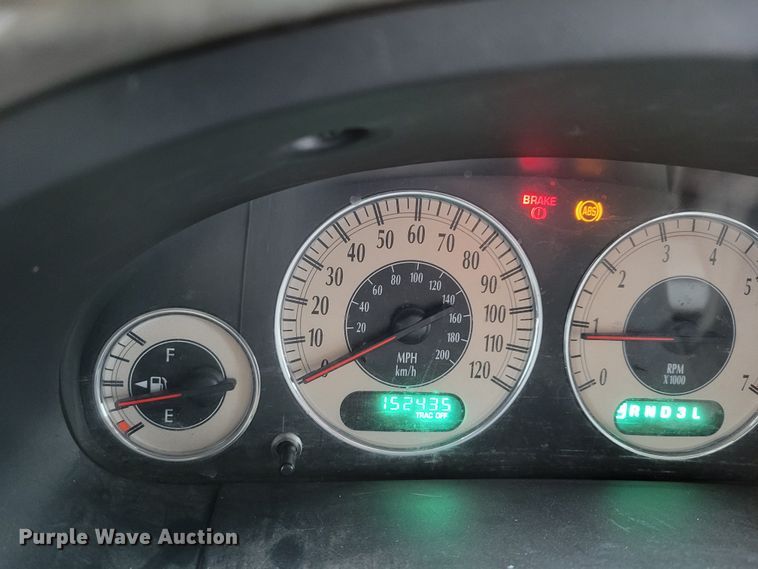 image for item MC9587 2001 Chrysler Town & Country LXi  van