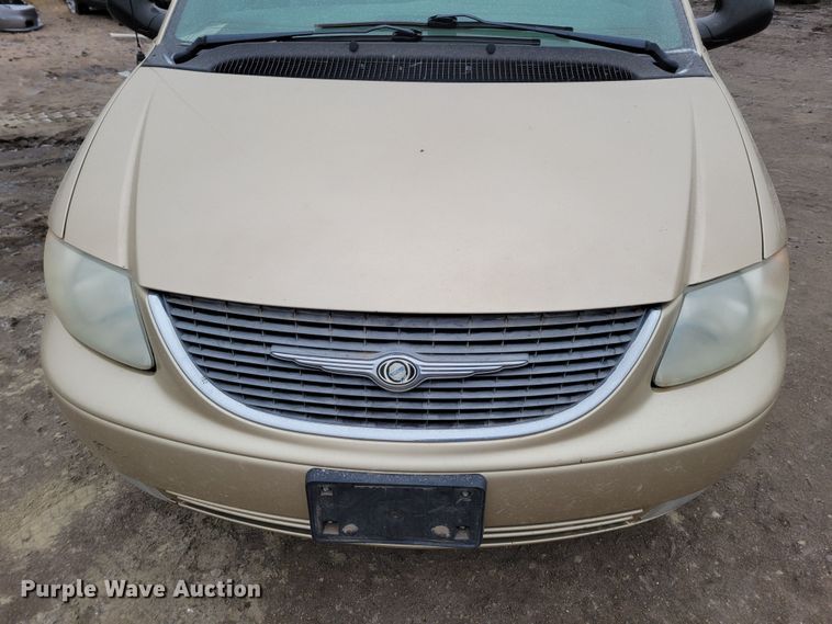 image for item MC9587 2001 Chrysler Town & Country LXi  van