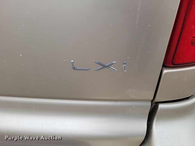 image for item MC9587 2001 Chrysler Town & Country LXi  van