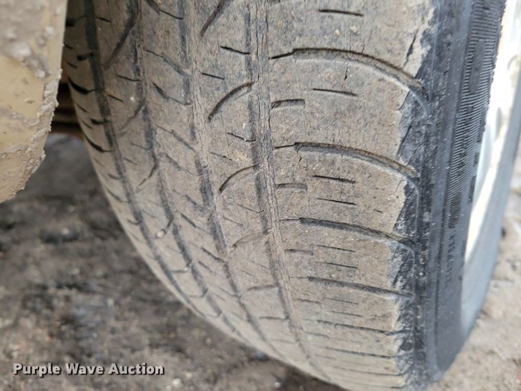 image for item MC9587 2001 Chrysler Town & Country LXi  van