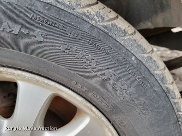 image for item MC9587 2001 Chrysler Town & Country LXi  van