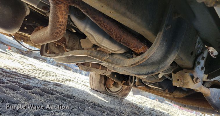 image for item MC9601 2009 Ford E350 Super Duty XLT  van