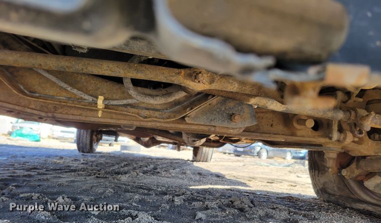 image for item MC9601 2009 Ford E350 Super Duty XLT  van