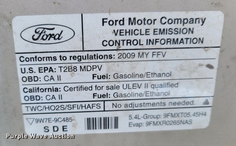 image for item MC9601 2009 Ford E350 Super Duty XLT  van