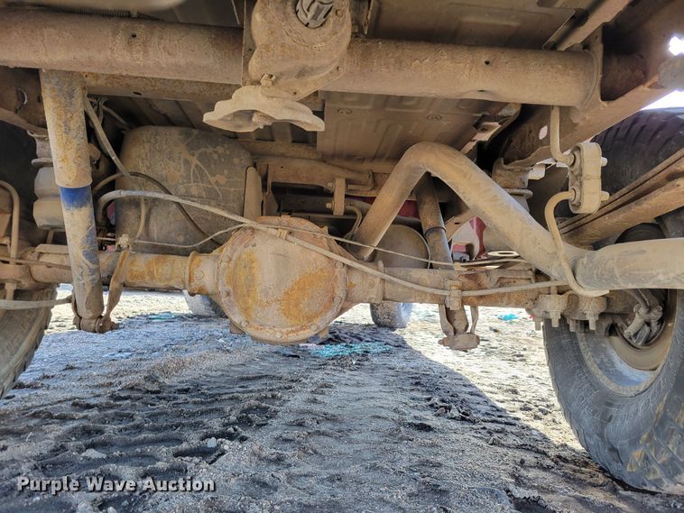 image for item MC9602 2000 Chevrolet Silverado 1500  Ext. Cab pickup truck