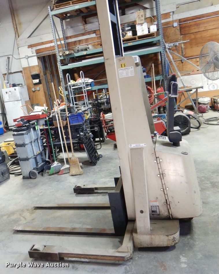 image for item MC9794 Crown 20MT  forklift