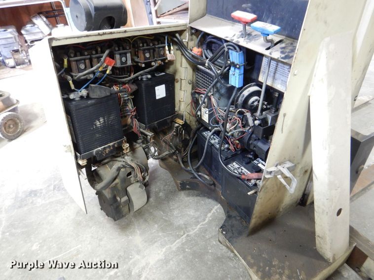 image for item MC9794 Crown 20MT  forklift