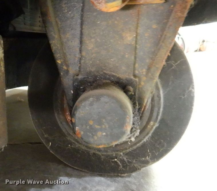 image for item MC9794 Crown 20MT  forklift