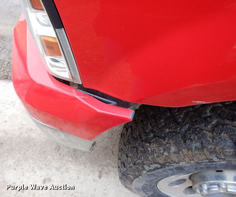 image for item MC9804 2005 Ford F350 Super Duty XLT  pickup truck