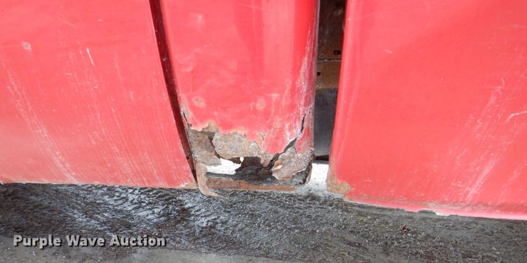 image for item MC9804 2005 Ford F350 Super Duty XLT  pickup truck