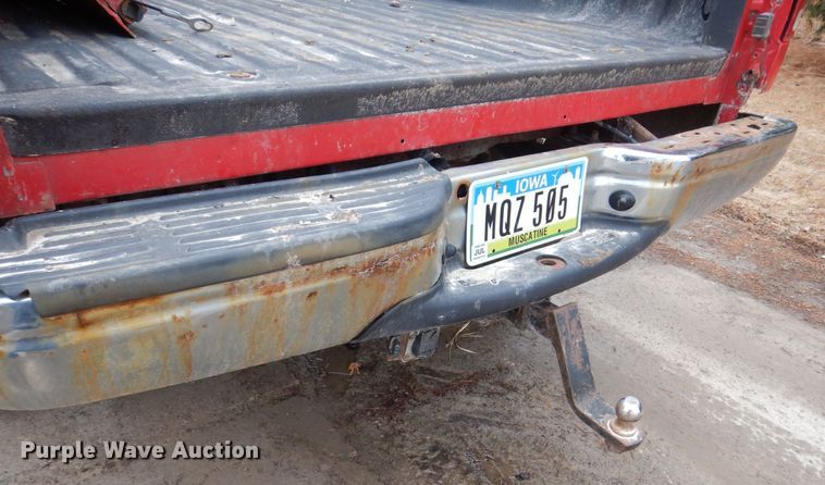 image for item MC9804 2005 Ford F350 Super Duty XLT  pickup truck