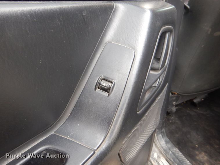 image for item MC9813 2004 Jeep Grand Cherokee  SUV