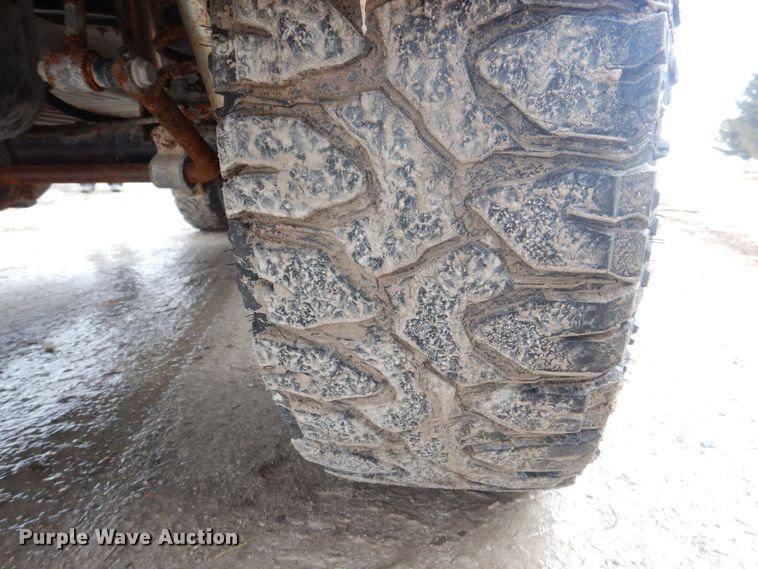 image for item MC9813 2004 Jeep Grand Cherokee  SUV