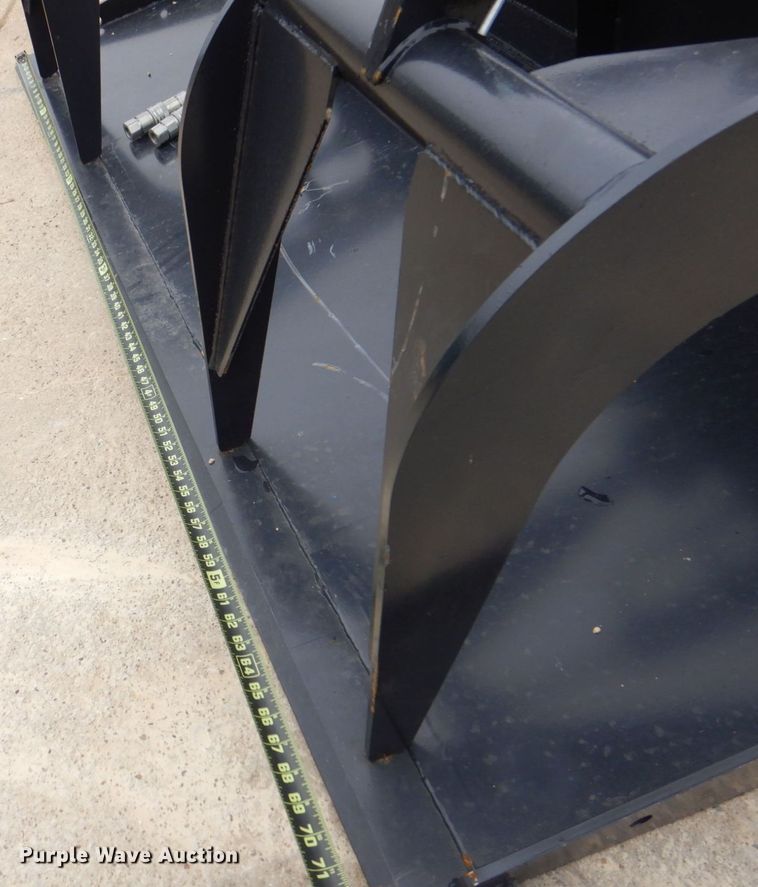 image for item MC9824 JCT  72" W skid steer grapple bucket