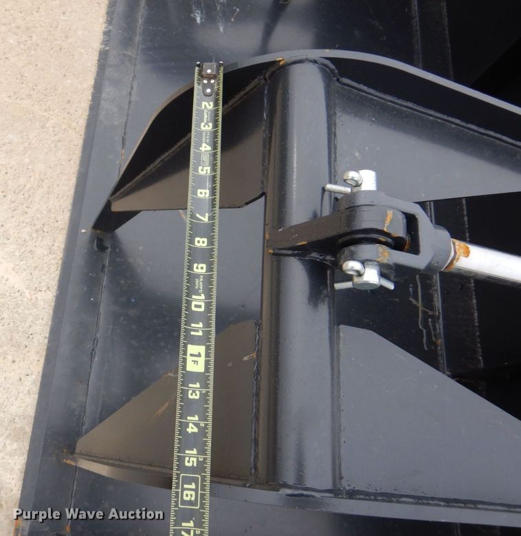 image for item MC9824 JCT  72" W skid steer grapple bucket