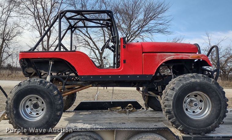 image for item MD9303 1975 Jeep CJ