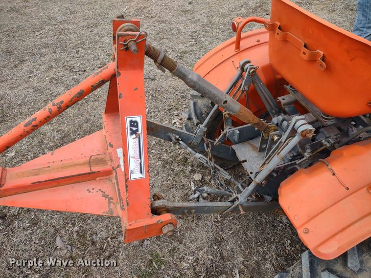 image for item MD9304 Kubota B6100 HST-D  MFWD tractor