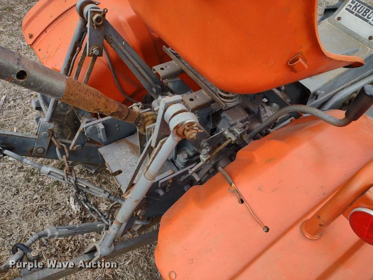 image for item MD9304 Kubota B6100 HST-D  MFWD tractor