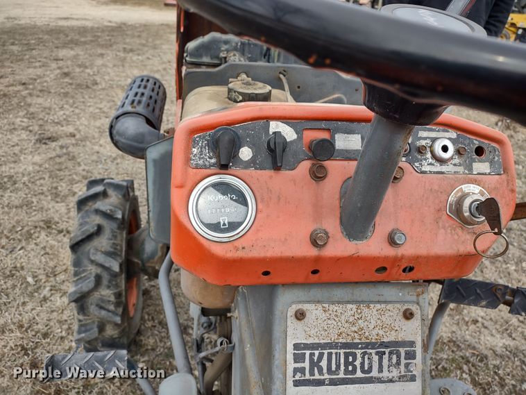 image for item MD9304 Kubota B6100 HST-D  MFWD tractor