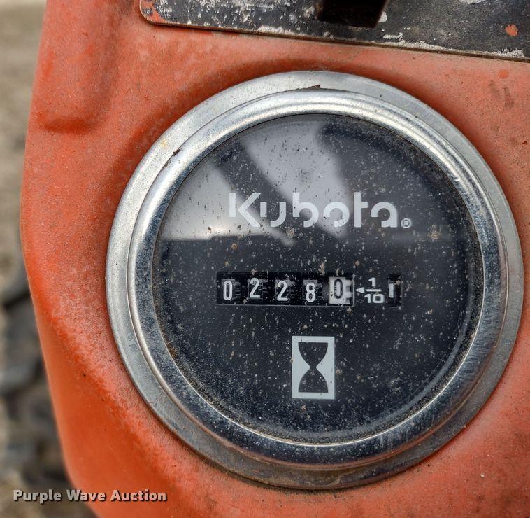 image for item MD9304 Kubota B6100 HST-D  MFWD tractor