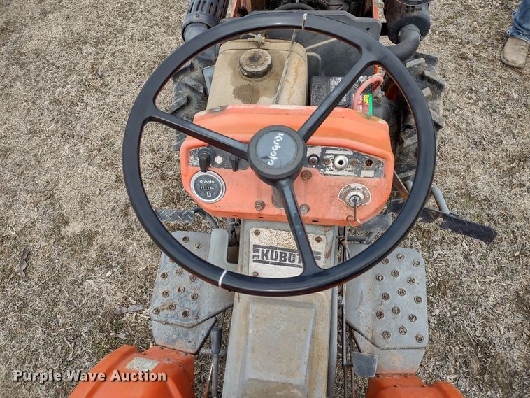 image for item MD9304 Kubota B6100 HST-D  MFWD tractor