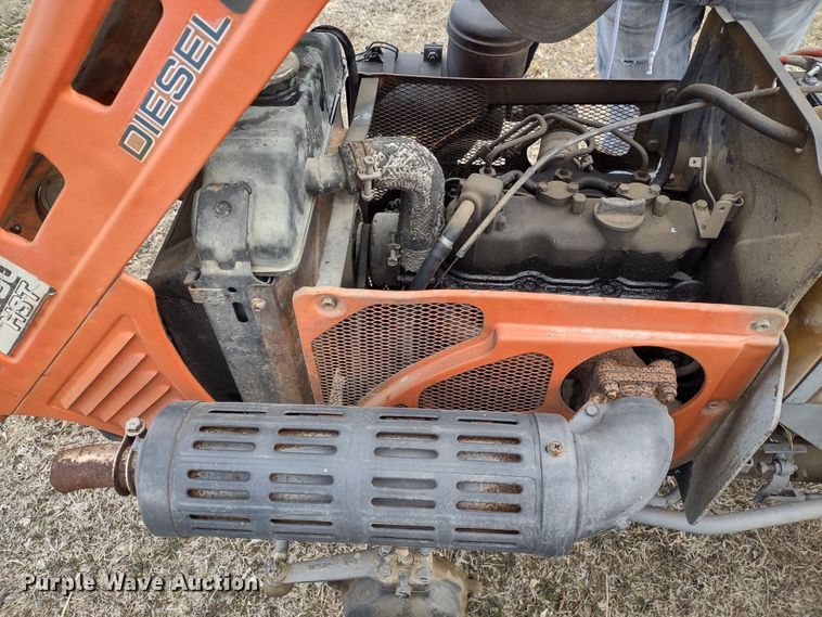 image for item MD9304 Kubota B6100 HST-D  MFWD tractor