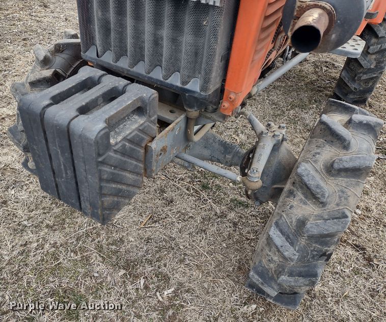 image for item MD9304 Kubota B6100 HST-D  MFWD tractor