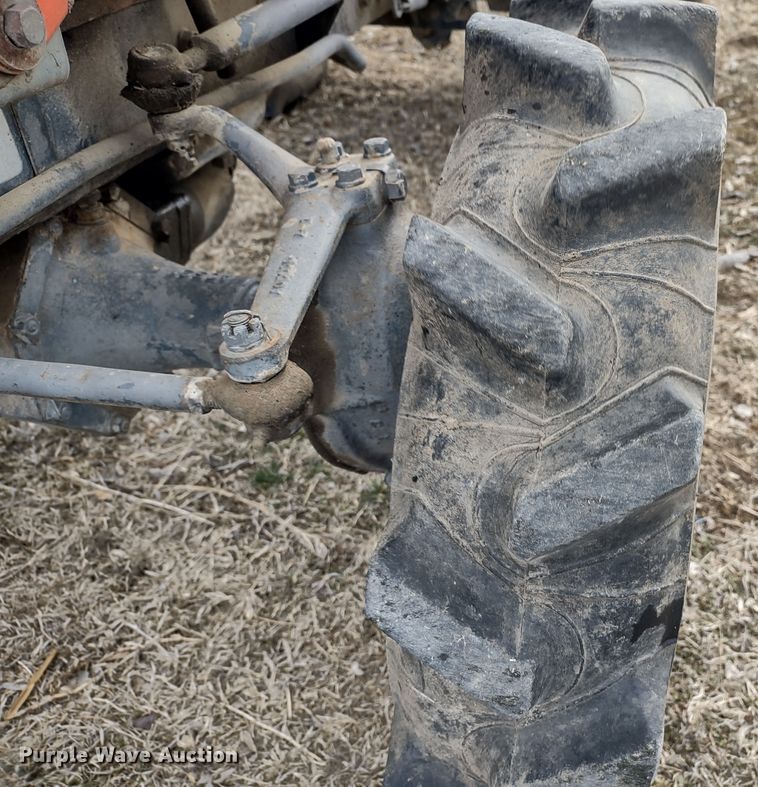 image for item MD9304 Kubota B6100 HST-D  MFWD tractor