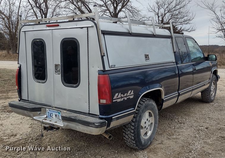 image for item MD9305 1995 GMC Sierra K1500  pickup truck