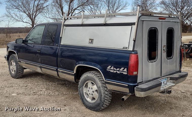 image for item MD9305 1995 GMC Sierra K1500  pickup truck