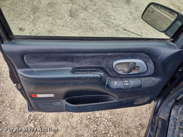 image for item MD9305 1995 GMC Sierra K1500  pickup truck