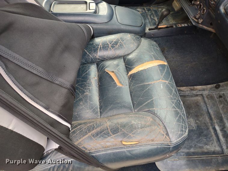 image for item MD9305 1995 GMC Sierra K1500  pickup truck