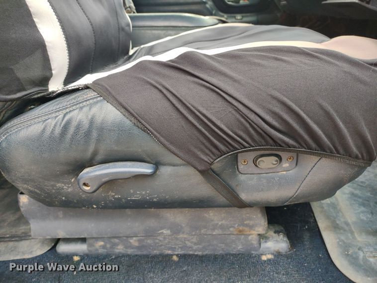 image for item MD9305 1995 GMC Sierra K1500  pickup truck