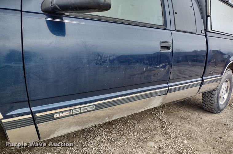 image for item MD9305 1995 GMC Sierra K1500  pickup truck