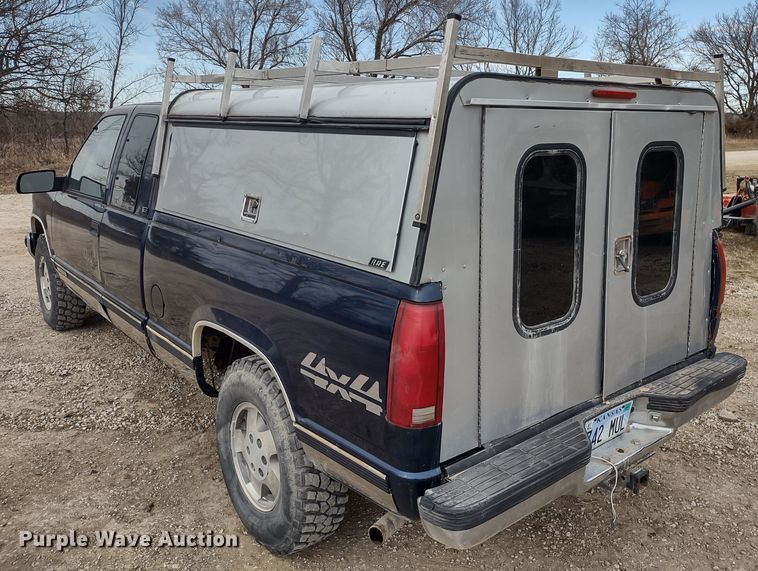 image for item MD9305 1995 GMC Sierra K1500  pickup truck