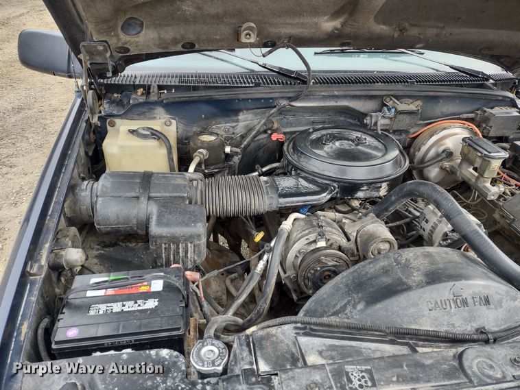 image for item MD9305 1995 GMC Sierra K1500  pickup truck