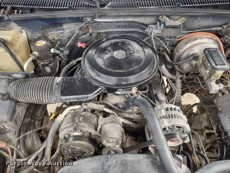 image for item MD9305 1995 GMC Sierra K1500  pickup truck